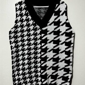 Black and White Houndstooth women’s Sweater Vest